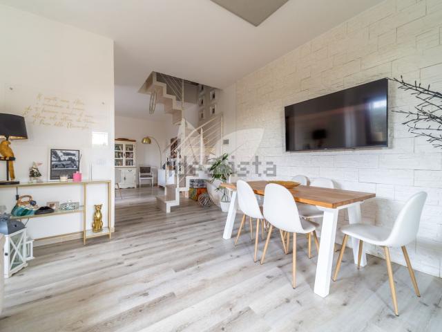 Villetta a schiera in vendita di 110 m² in Via Palmiro Togliatti