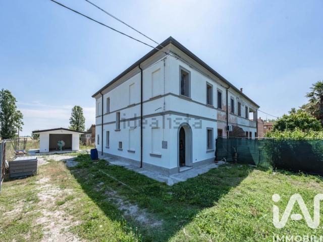 Villetta a schiera in vendita di 110 m² in Via Provinciale Finale