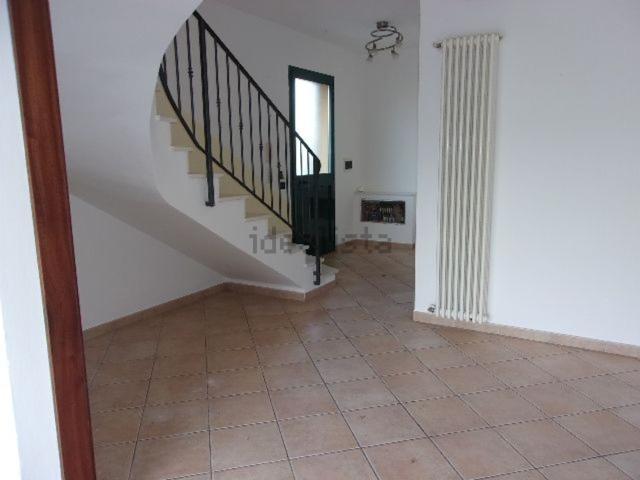Villetta a schiera in vendita di 110 m² in Piazza Secondo Valentini, 414