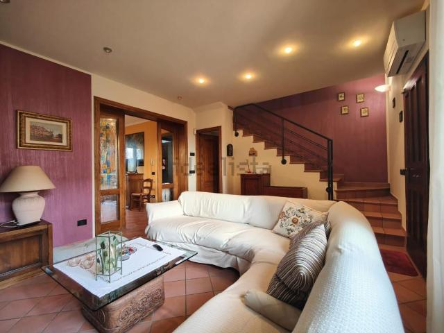 Villetta a schiera in vendita di 111 m²