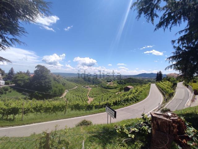 Villetta a schiera in vendita di 112 m² in Via Cal del Col