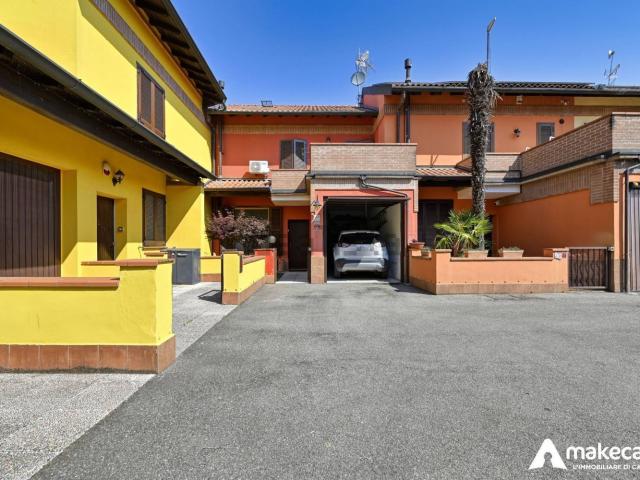 Villetta a schiera in vendita di 112 m² in Via Monte Rosa, 37