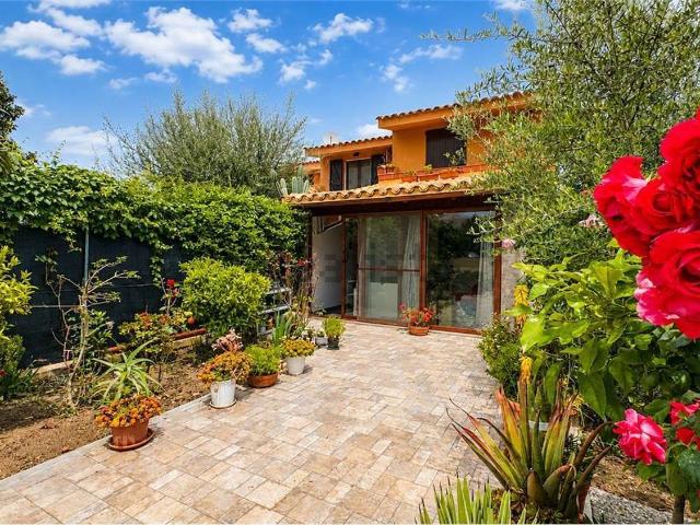 Villetta a schiera in vendita di 113 m² in Via Mar Mediterraneo