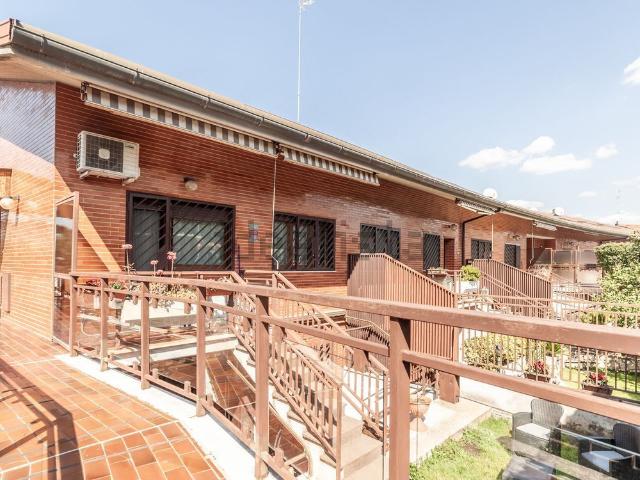 Villetta a schiera in vendita di 113 m² in Via Mar della Cina