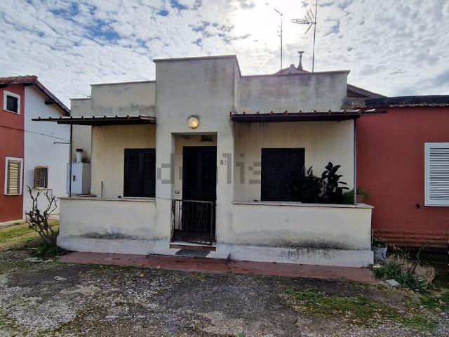 Villetta a schiera in vendita di 115 m² in Via DELLA PESCARELLA, 81