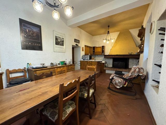 Villetta a schiera in vendita di 115 m² in Via di Bargi, 30