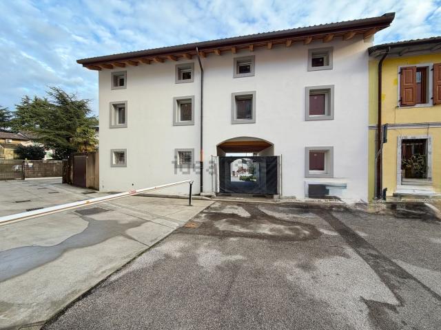 Villetta a schiera in vendita di 115 m² in Via di Mezzo, 53