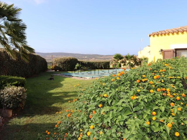 Villetta a schiera in vendita di 115 m² in Via Limbara