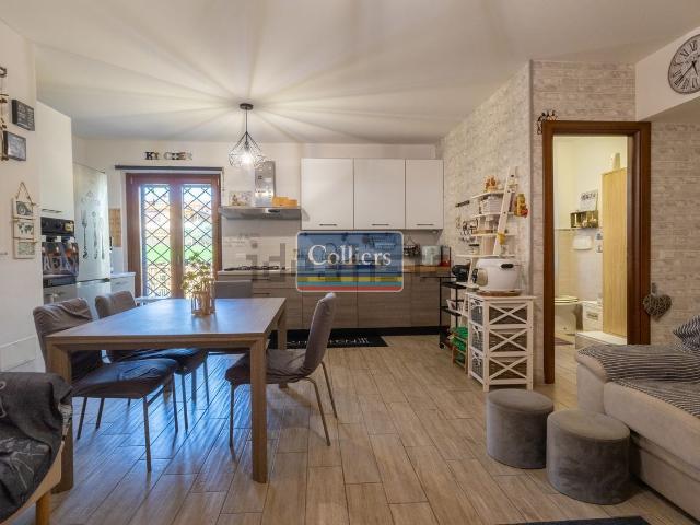 Villetta a schiera in vendita di 115 m² in Via Mar Tirreno