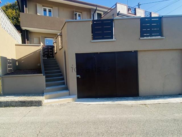 Villetta a schiera in vendita di 115 m² in Via Prai, 11