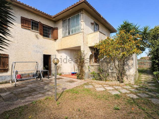 Villetta a schiera in vendita di 115 m² in Viale Roma, 62