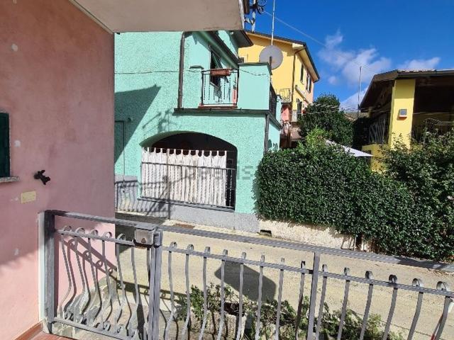 Villetta a schiera in vendita di 115 m² in Strada Statale 1