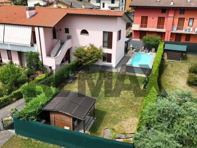 Villetta a schiera in vendita di 116 m² in Via Campolungo, 35