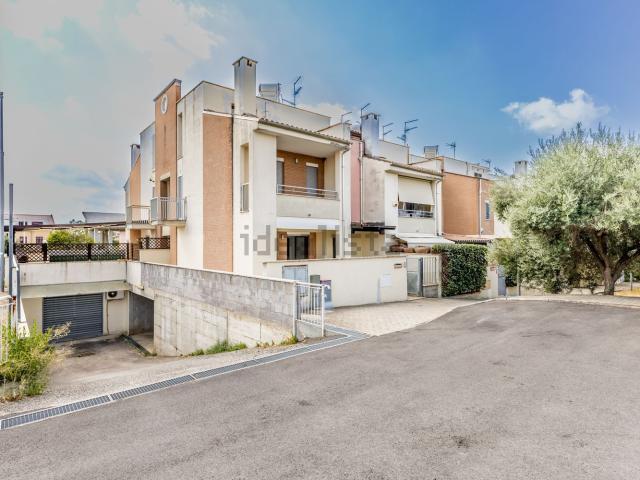 Villetta a schiera in vendita di 116 m² in Via Madonna degli Angeli, 9