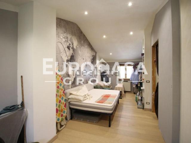 Villetta a schiera in vendita di 116 m² in Via Santa Maria del Giudice, 860