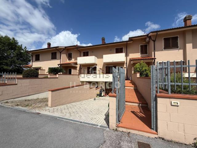 Villetta a schiera in vendita di 117 m² in Via Arturo Toscanini, 21