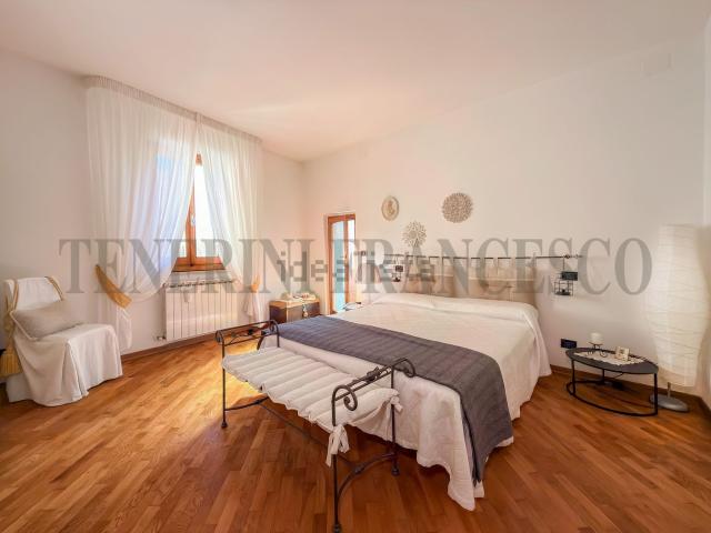 Villetta a schiera in vendita di 117 m² in Via fra le Torri