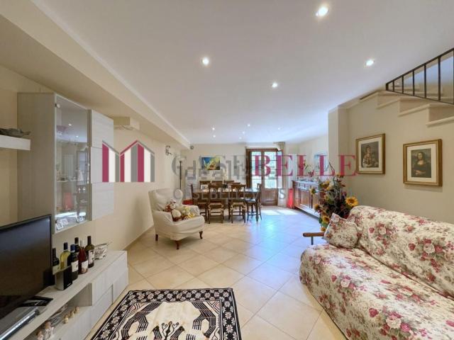 Villetta a schiera in vendita di 117 m² in Via Melaio, 27