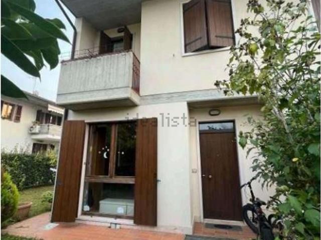 Villetta a schiera in vendita di 117 m² in Via San Caterina da Siena, 6