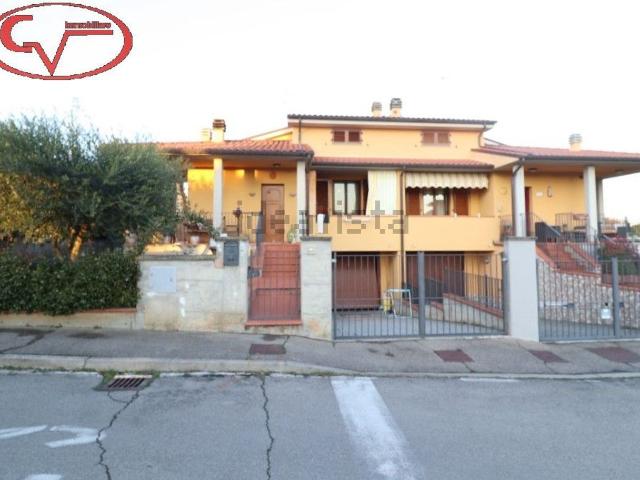 Villetta a schiera in vendita di 117 m² in Via vecchia aretina Localita&apos  Pergine Valdarno