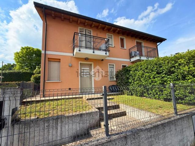 Villetta a schiera in vendita di 117 m² in Via Vittoria, 160