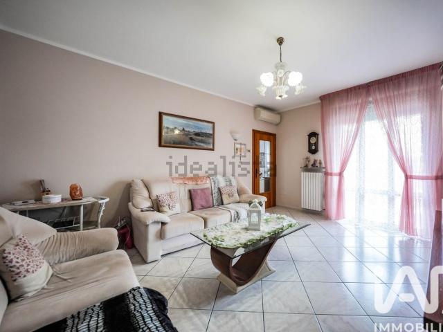Villetta a schiera in vendita di 118 m² in Via Giuseppe di Vittorio, 10
