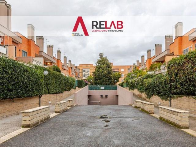 Villetta a schiera in vendita di 118 m² in Via Domenico Morelli, 145