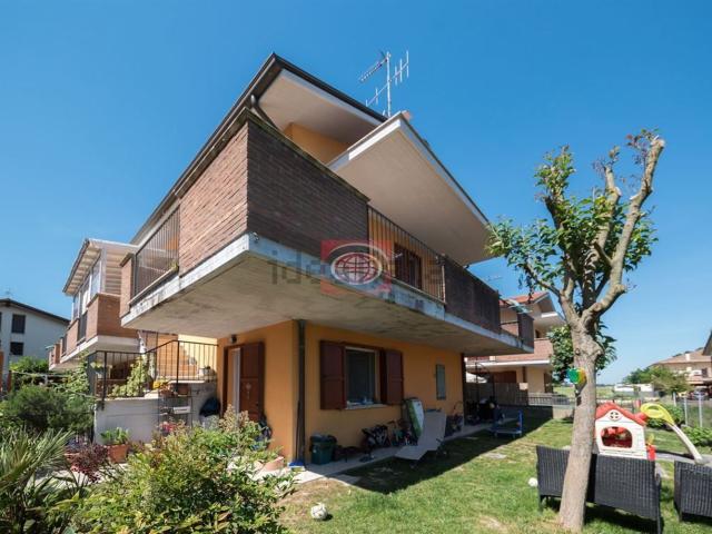 Villetta a schiera in vendita di 119 m²