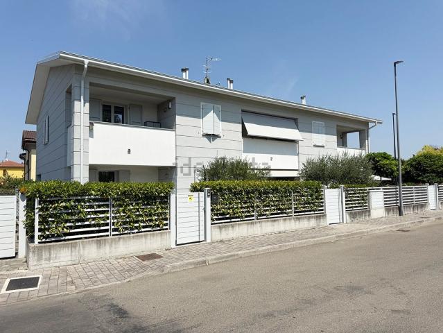 Villetta a schiera in vendita di 119 m²