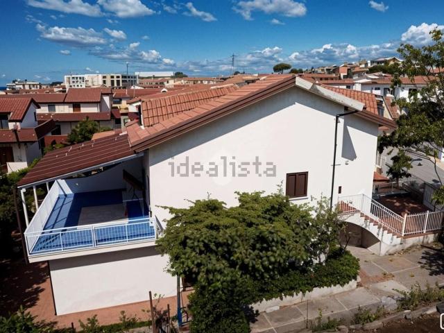 Villetta a schiera in vendita di 119 m² in Via Giotto