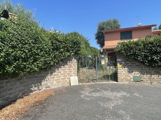 Villetta a schiera in vendita di 119 m² in Viale W. A. Mozart, 23