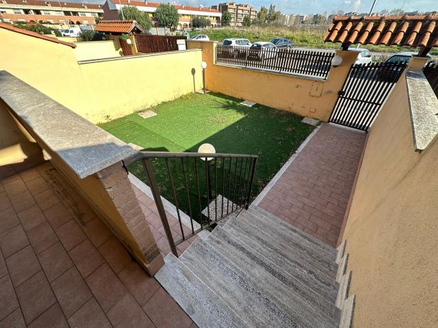 Villetta a schiera in vendita di 119 m² in Viale Fra&apos  Andrea Di Giovanni