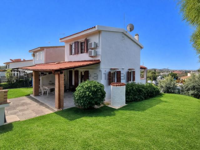 Villetta a schiera in vendita di 120 m² in Via Cristoforo Colombo, 17
