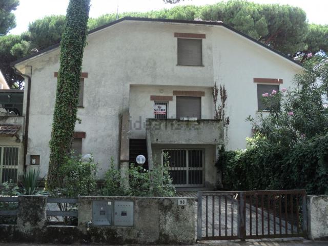 Villetta a schiera in vendita di 120 m² in Via Andrea Mantegna, 127