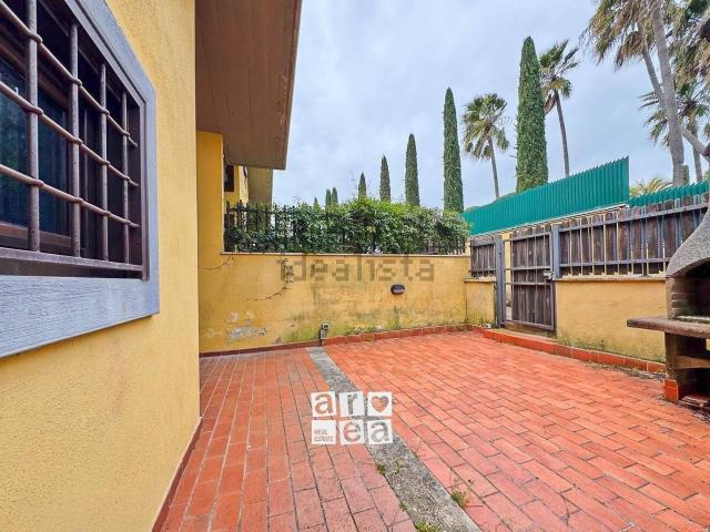Villetta a schiera in vendita di 120 m² in Via Giulio Venzi, 24
