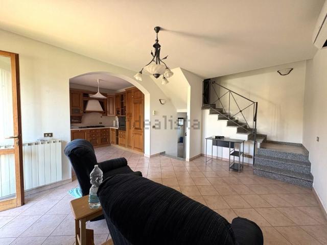Villetta a schiera in vendita di 120 m² in Via Don Luigi Sturzo