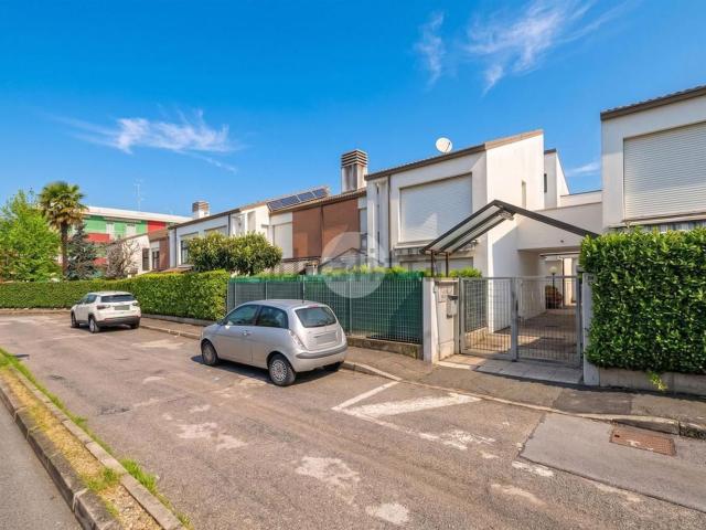 Villetta a schiera in vendita di 120 m² in Via Francesco de Sanctis, 10