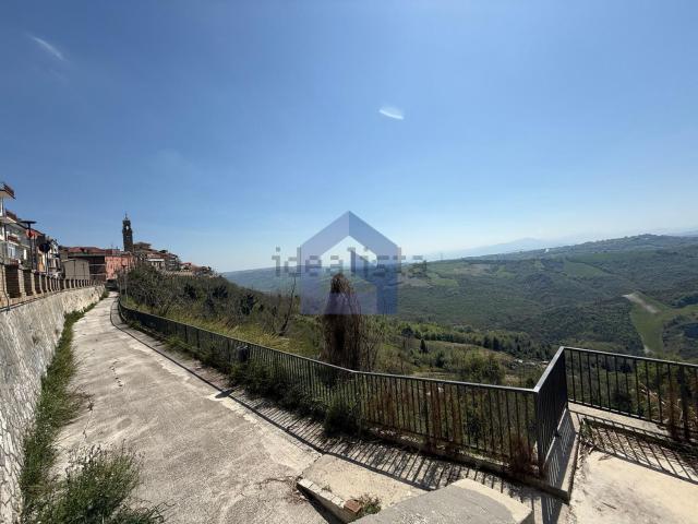 Villetta a schiera in vendita di 120 m² in Via Livio Parlatore
