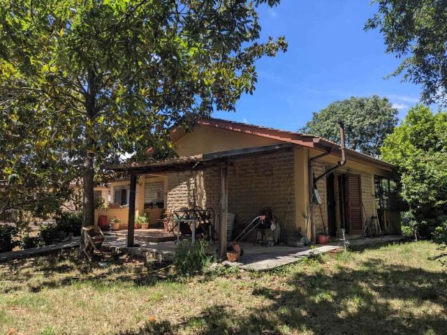 Villetta a schiera in vendita di 120 m² in Via Monte Rosa, 8