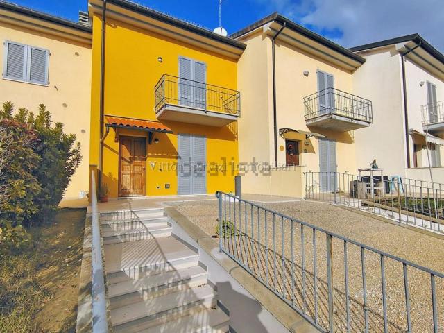Villetta a schiera in vendita di 120 m² in Via Monza