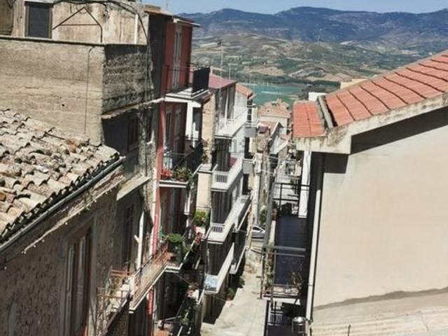 Villetta a schiera in vendita di 120 m² in Via Meli