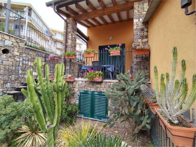 Villetta a schiera in vendita di 120 m² in Via Santo Stevi Superiore, 40