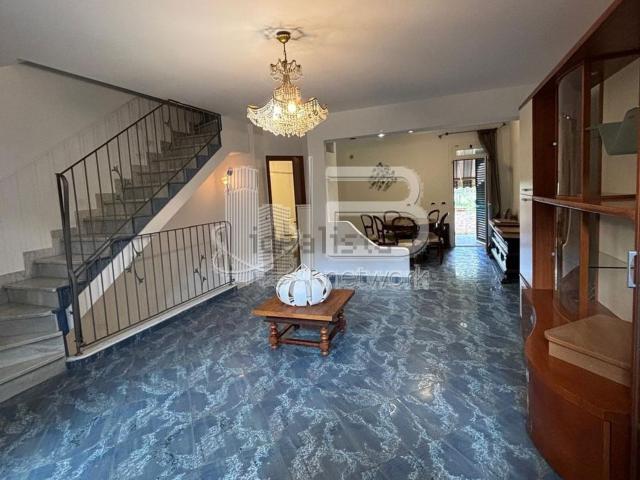 Villetta a schiera in vendita di 120 m² in Via Sei Ponti