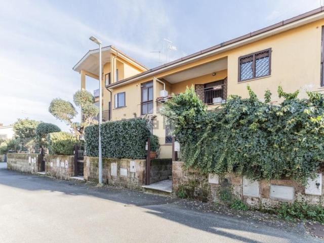 Villetta a schiera in vendita di 120 m² in Via P. Togliatti, 40