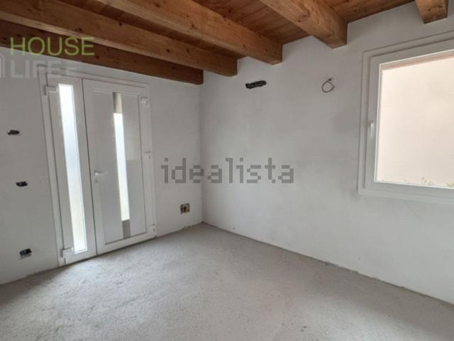 Villetta a schiera in vendita di 120 m² in Via Romana Rompato