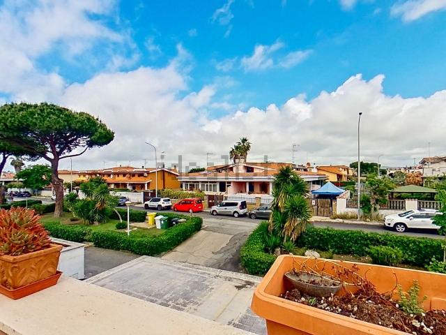 Villetta a schiera in vendita di 120 m² in Viale America