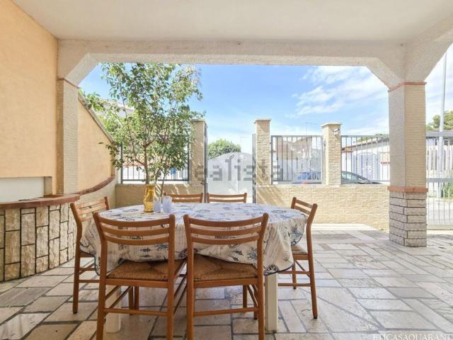 Villetta a schiera in vendita di 120 m² in Viale Antonio Meucci