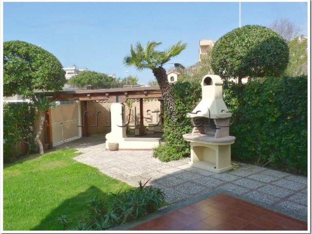 Villetta a schiera in vendita di 120 m² in Viale Castellammare, 44
