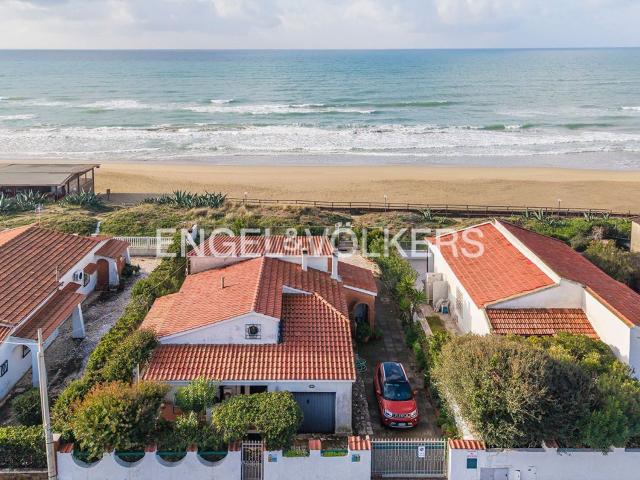 Villetta a schiera in vendita di 120 m² in Lungomare delle Sterlizie