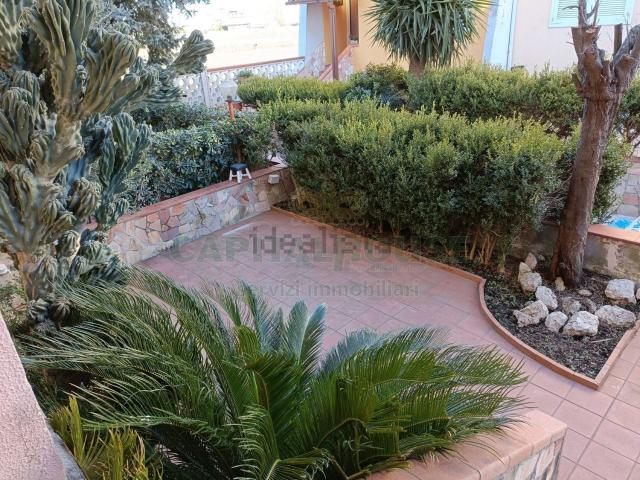 Villetta a schiera in vendita di 120 m² in Strada Statale 7 bis